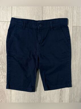 Children’s Place Boys Dark Navy Flat Front Shorts. Size 10